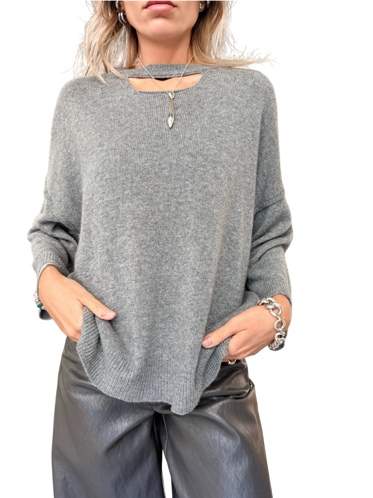 HAVE ONE Maglia cutout grigia