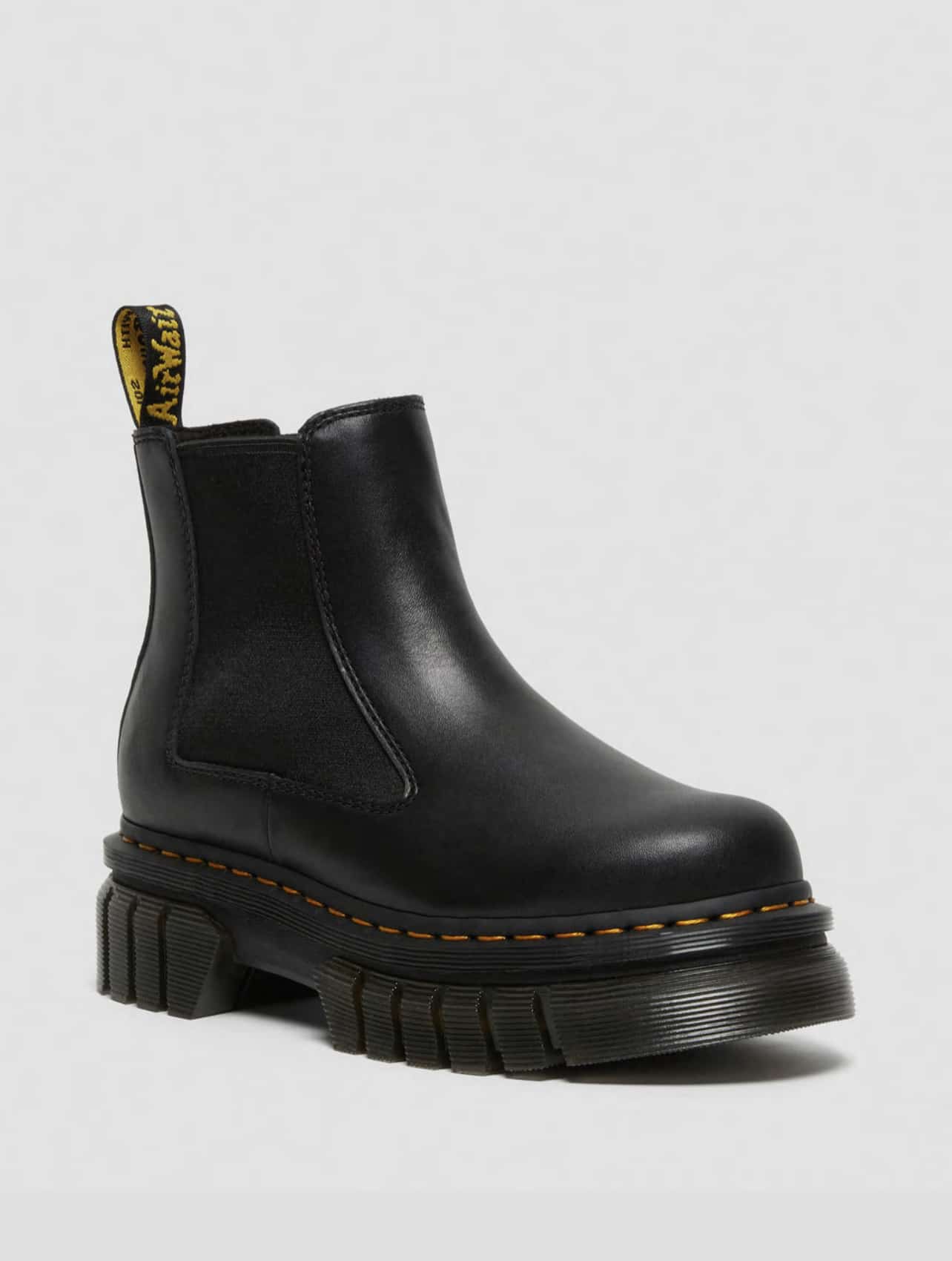 DR MARTENS STIVALETTI CHELSEA PLATFORM AUDRICK IN PELLE NAPPA Lux 