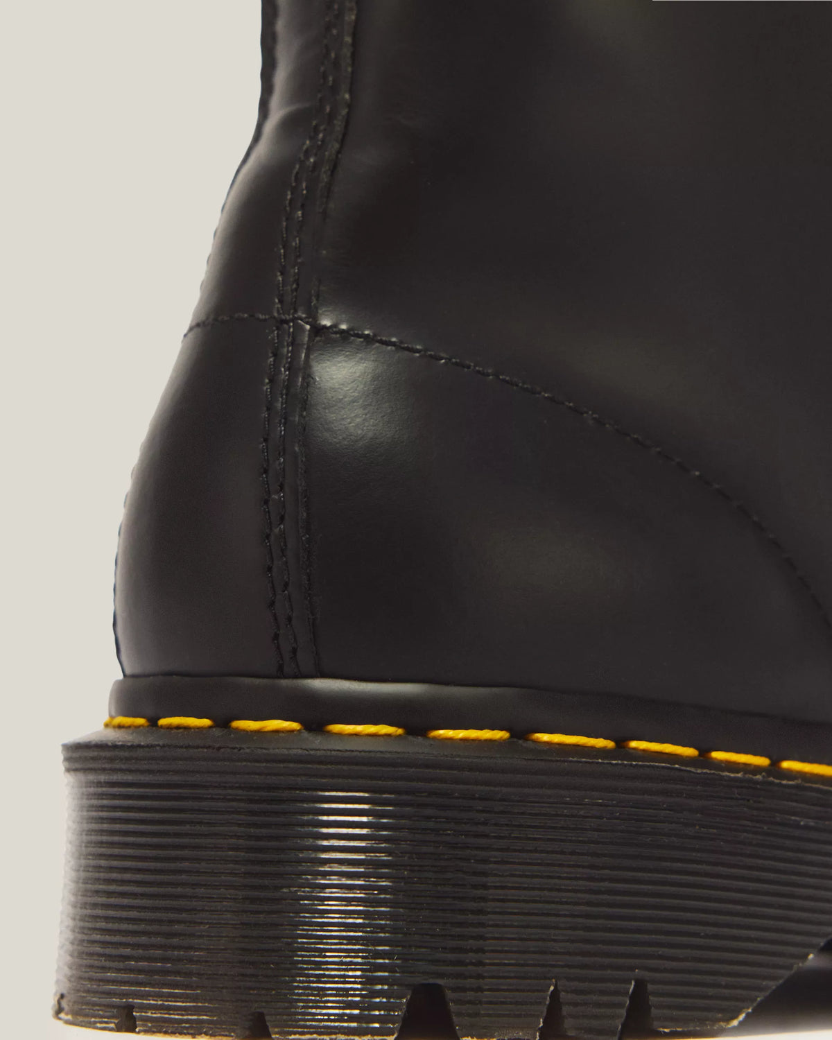 DR MARTENS Stivaletti 1460 BEX Smooth BLACK