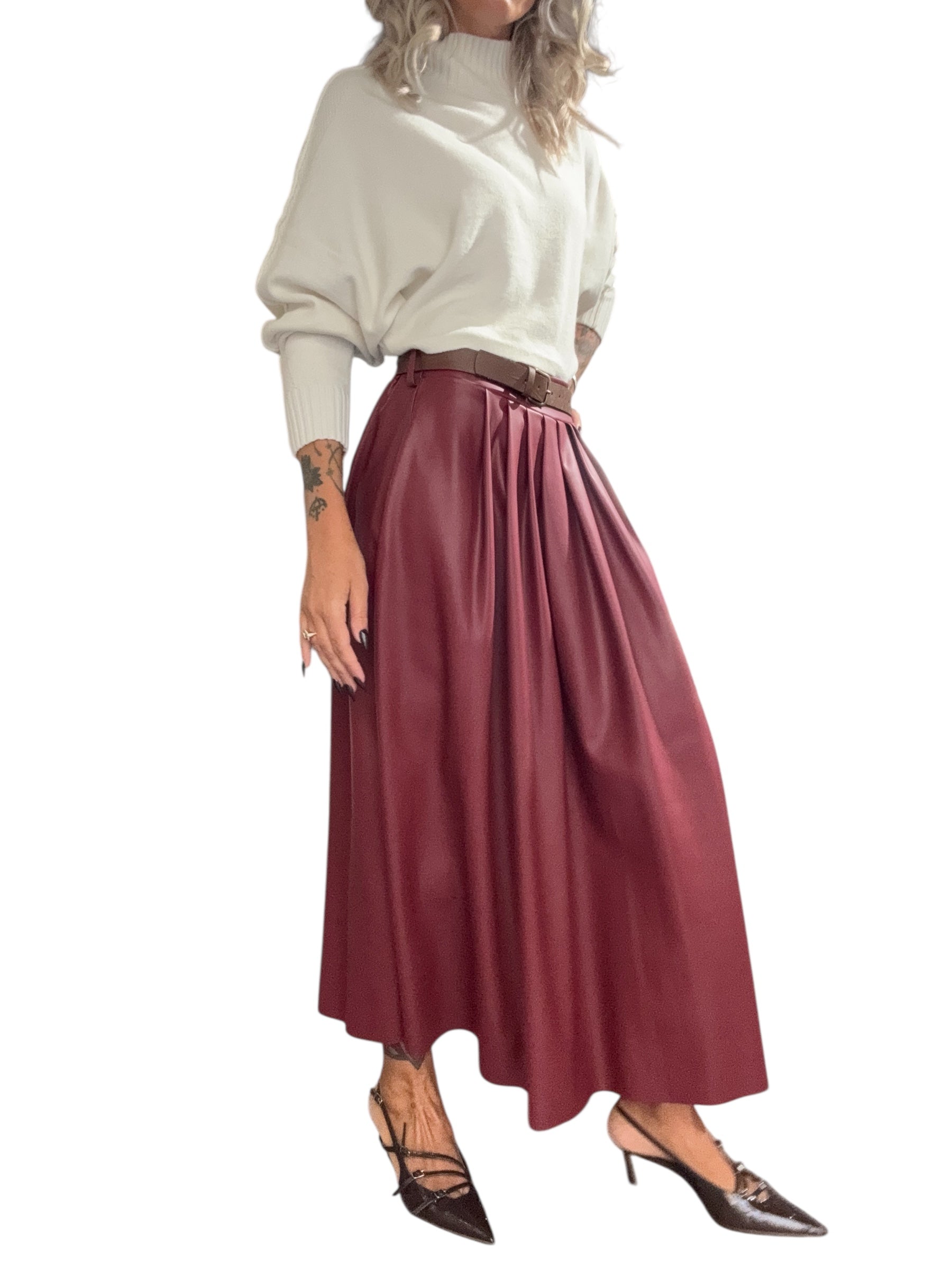 TENSIONE IN Gonna in ecopelle bordeaux con cintura