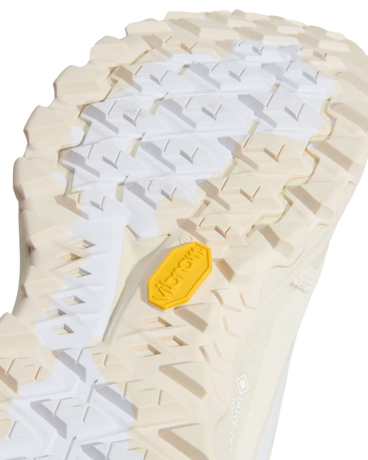 Suola Vibram bianca e beige delle scarpe Blaze Shop Vans Crosspath XC Gore-Tex con battistrada tecnico antiscivolo