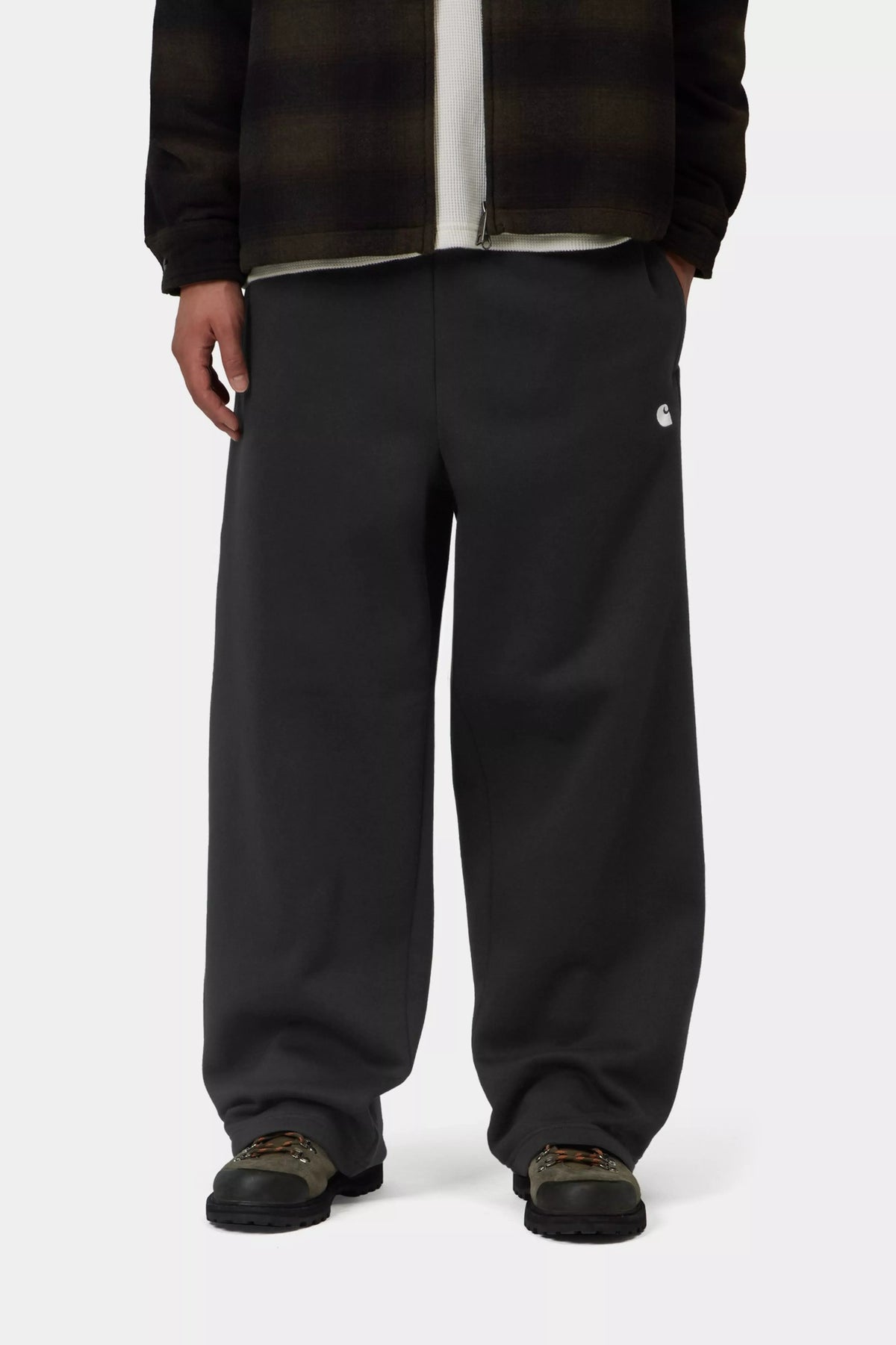 CARHARTT WIP Mack Sweat Pant Black / Wax