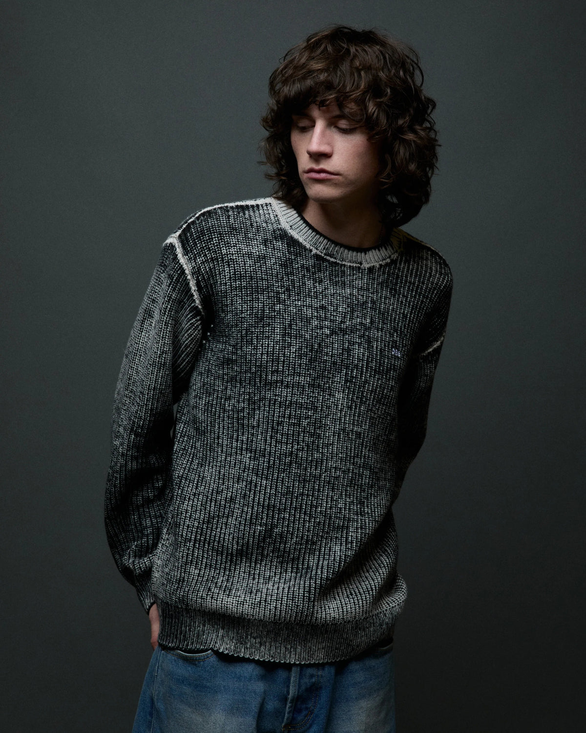 OBEY SPRAY EFFECT SWEATER Dark Black Multi