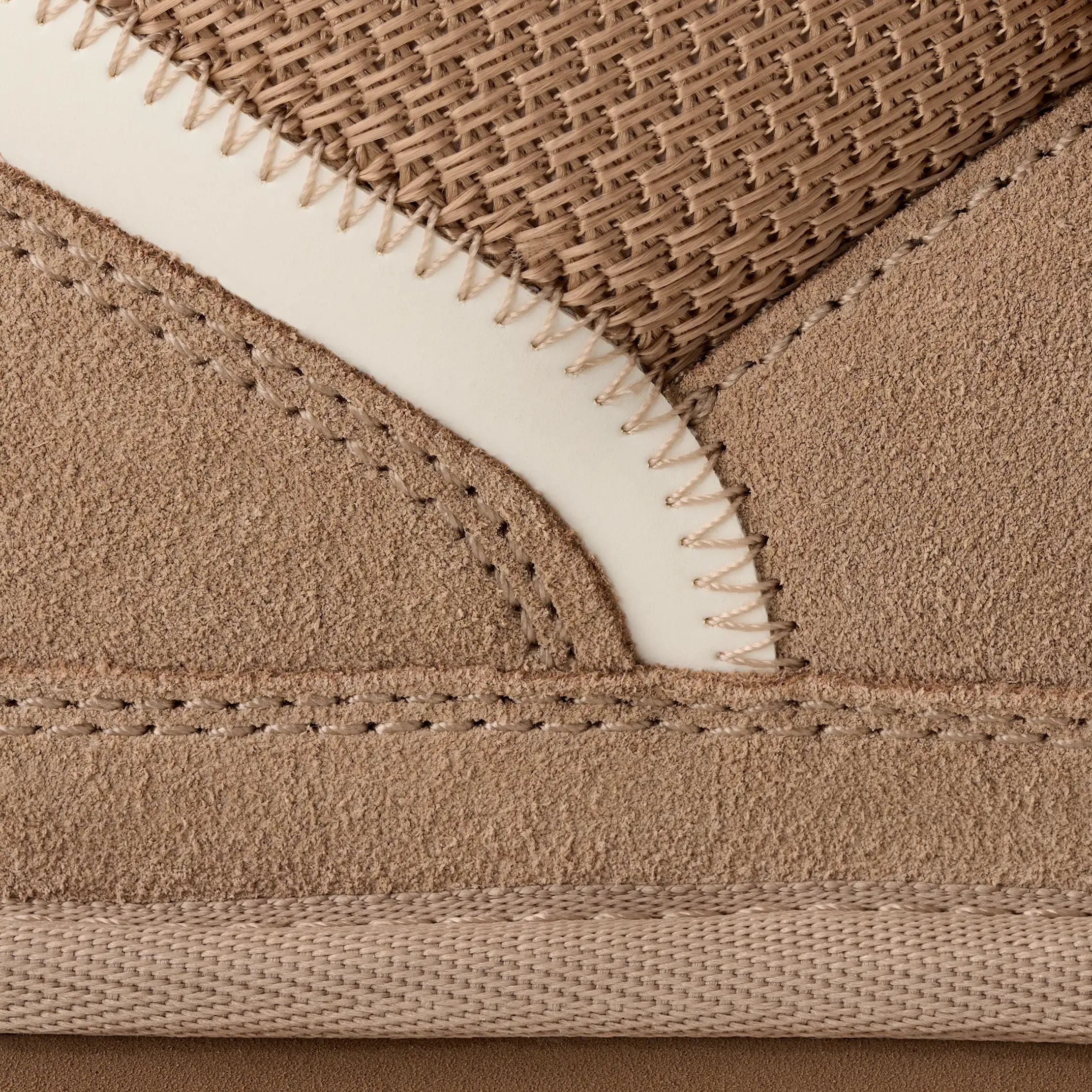 UGG LOWMEL Sand Donna