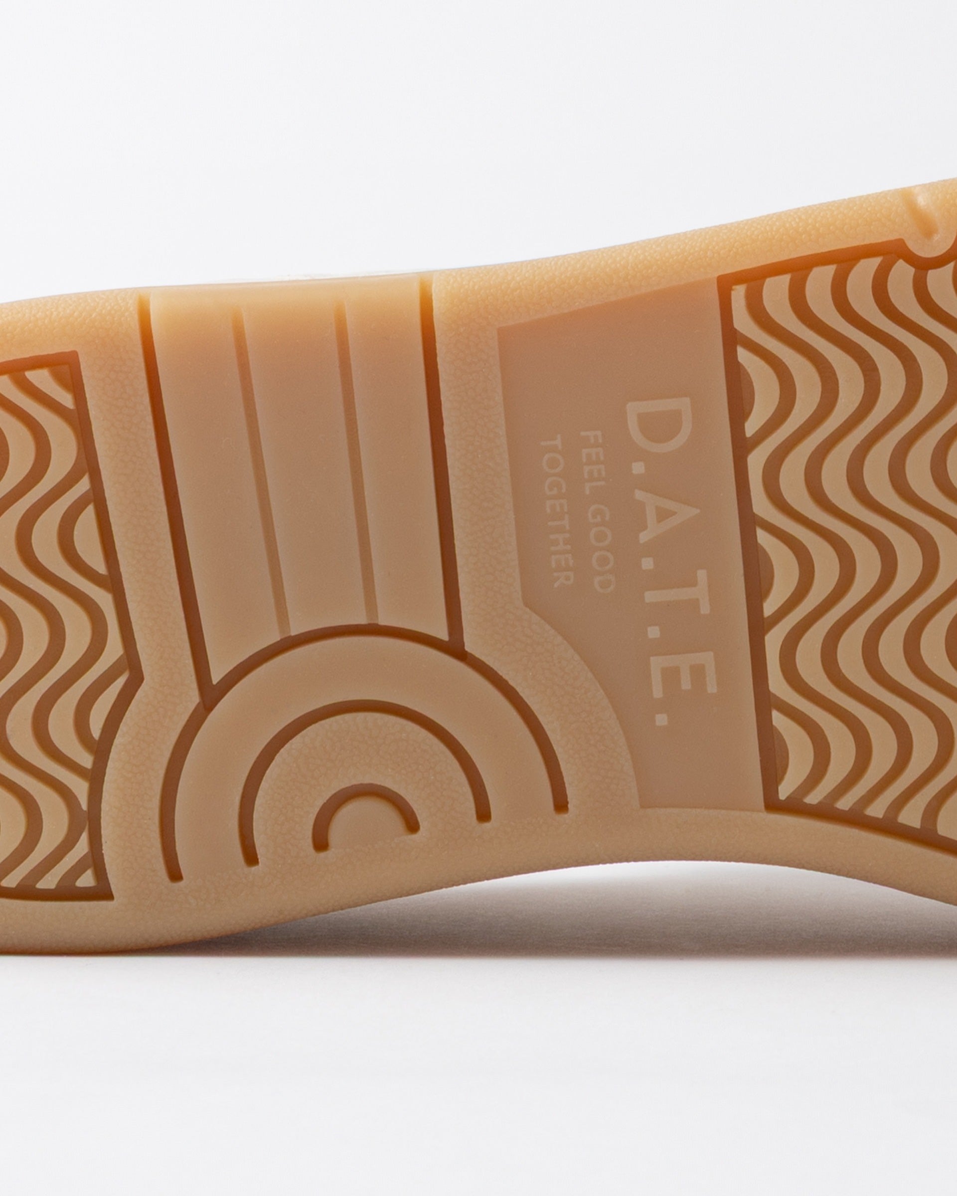 D.A.T.E. COURT 2.0 Used White