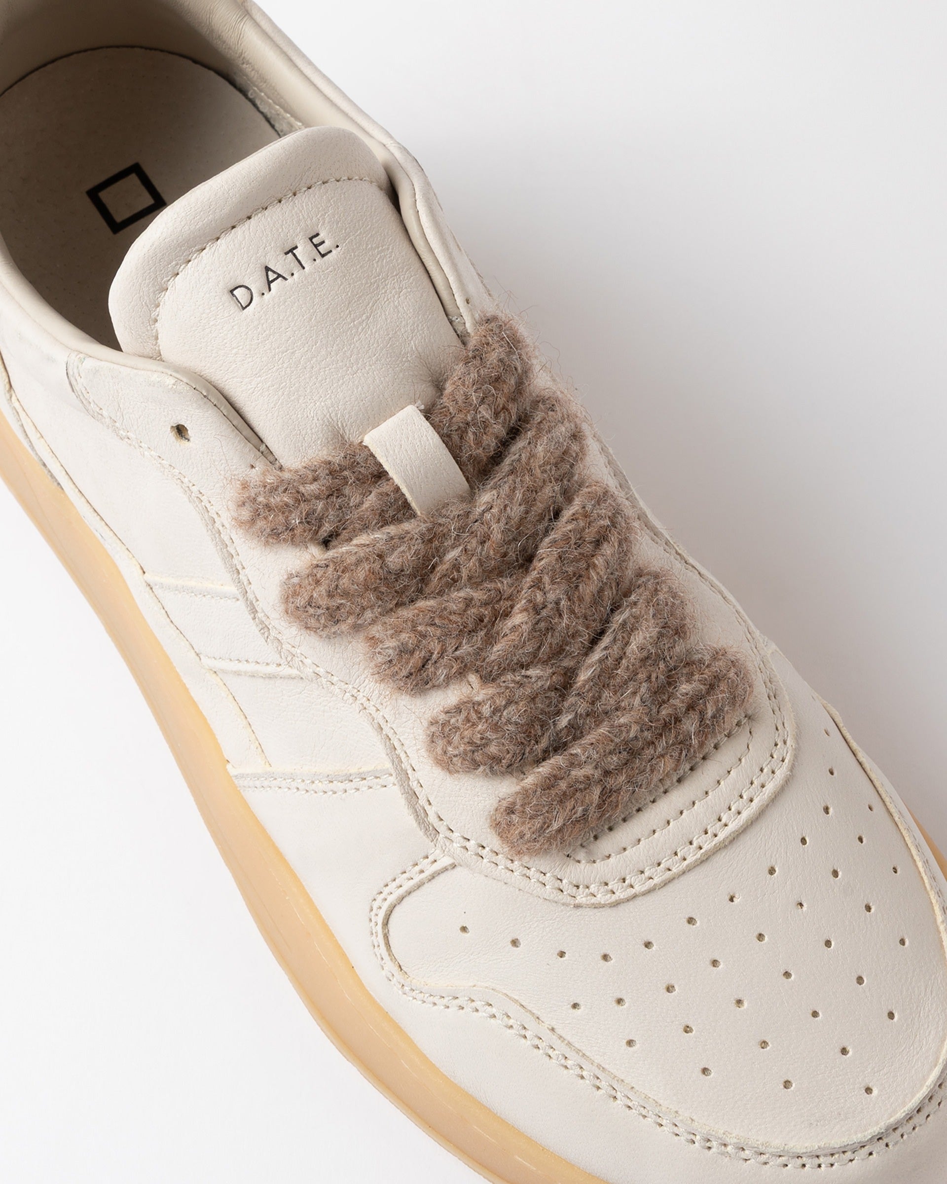 D.A.T.E. COURT 2.0 Used White