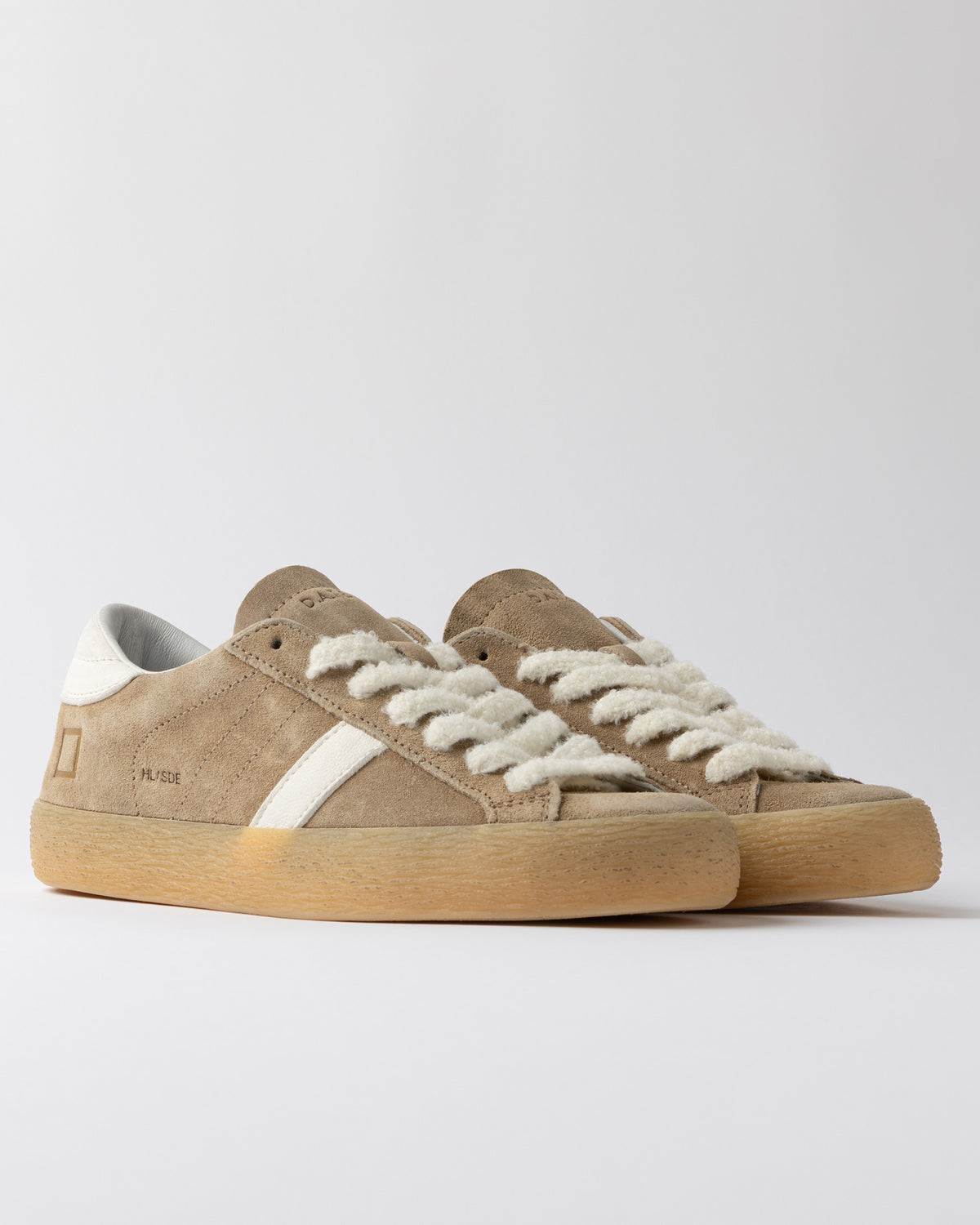 D.A.T.E. HILL LOW SUEDE Camel