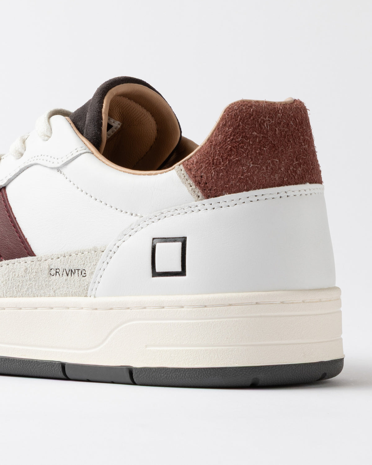 D.A.T.E. COURT 2.0 VINTAGE White Bordeaux