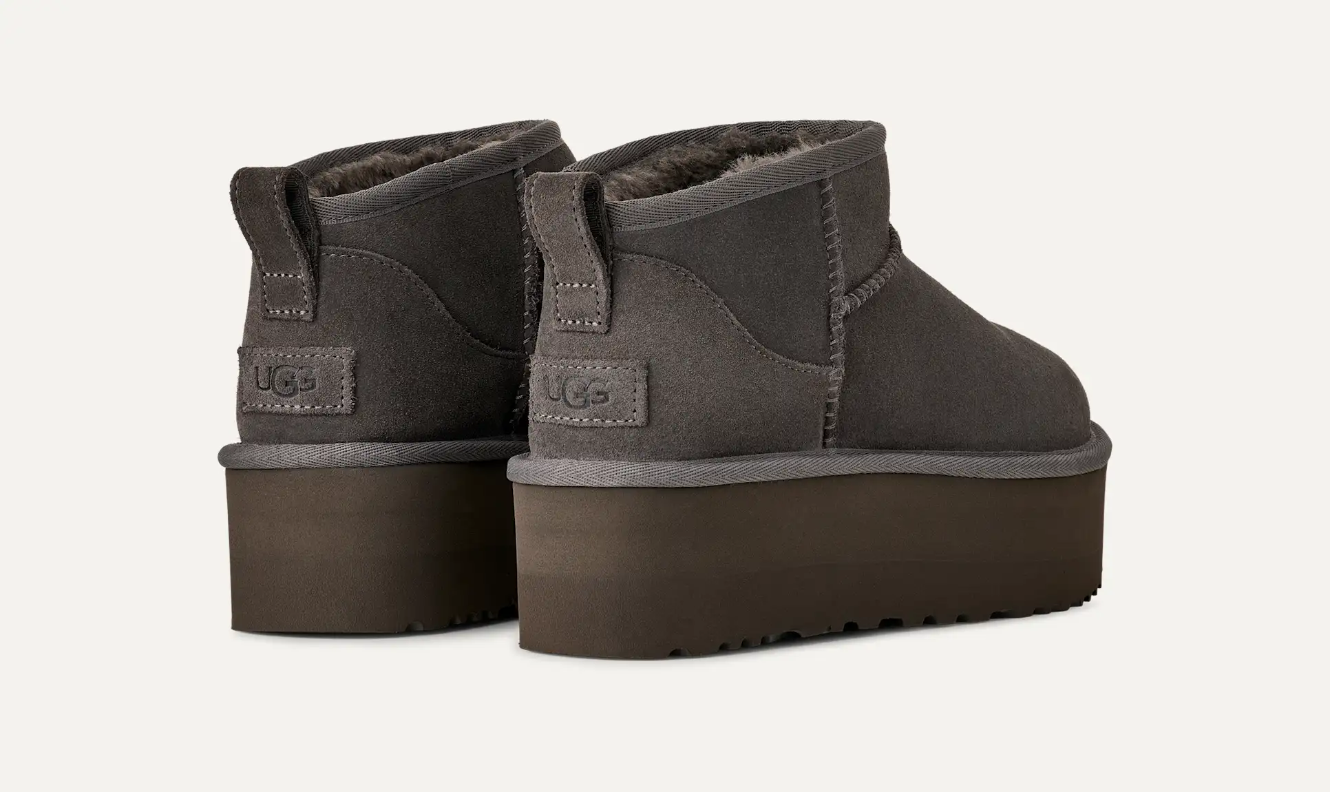 UGG ULTRA MINI PLATFORM Charcoal