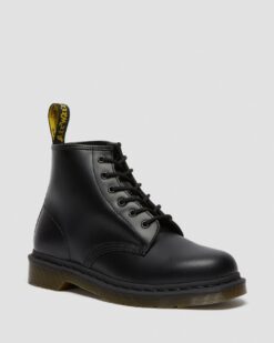 DR MARTENS