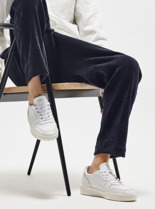 D.A.T.E. COURT MONO WHITE