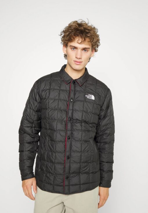 The North Face REVERSIBLE THERMOBALL JACKET – Giacca invernale BLACK RED