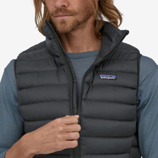 PATAGONIA Men’s Down Sweater Vest BLACK