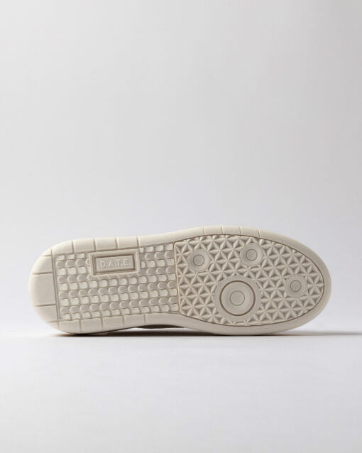 D.A.T.E. HILL LOW PLATFORM STARDUST Platinum
