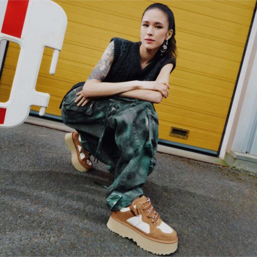 UGG ASTROMEL Sneakers Donna Chestnut