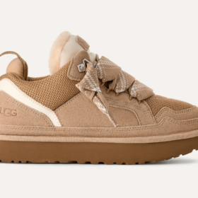 UGG LOWMEL Sand